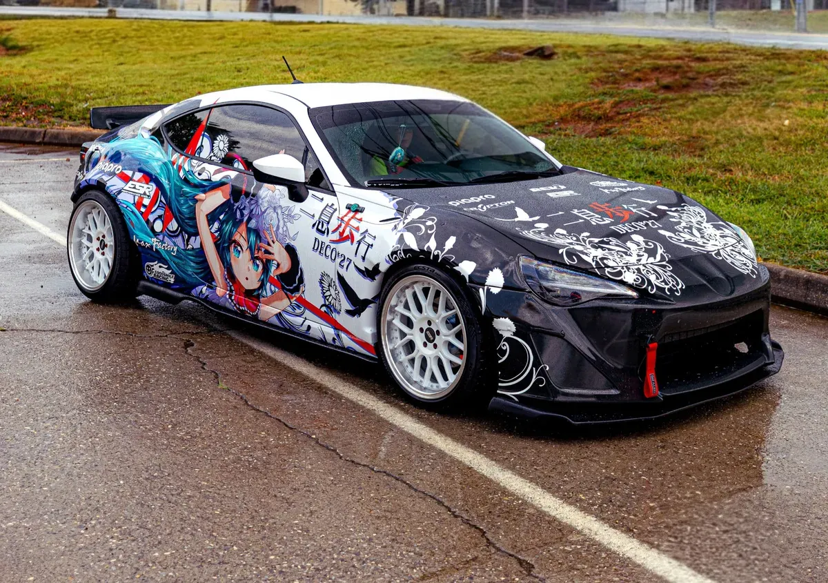 Hatsune Miku itasha wrap on a Toyota 86 — Subie Crew Knoxville car show at Knox Pop Con 2026